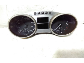 Přístrojová deska Mercedes-Benz ML W164 2007 A2514402111, A2C53240818