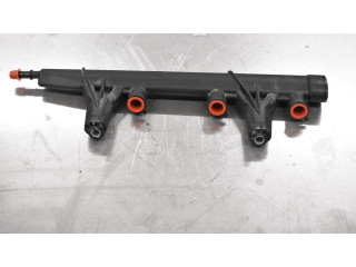 Топливная рампа Peugeot 2008 I для двигателя HMZ