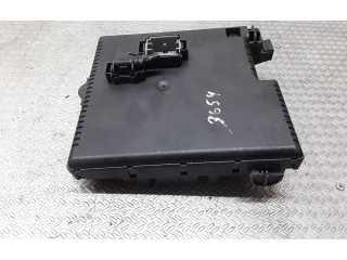 Блок предохранителей 30728512   Volvo XC90    