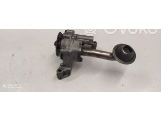 Масляный насос   038115105C  Skoda Octavia Mk2 (1Z) 