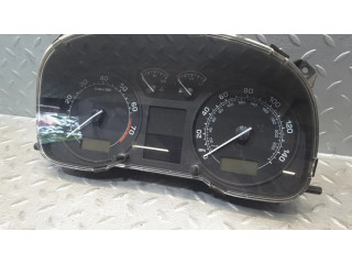 Панель приборов 1U0920921B, 81117875 Skoda Octavia Mk2 (1Z)