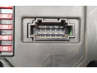 Блок предохранителей 7M0971882A, XM2114A212AA Ford Galaxy