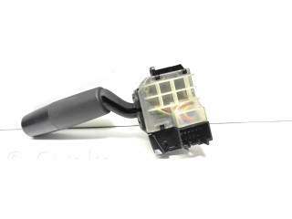 Ручка стеклоочистителей 17D682 Mazda 3 I