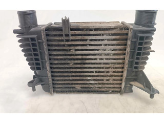 Интеркулер  8200471885   Renault Clio III 