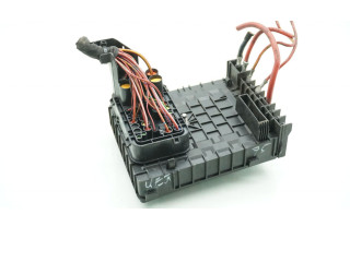 Блок предохранителей  1K0937118, 1K0937118   Skoda Yeti (5L)    