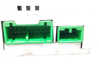 Панель приборов 9168386, 9168144   Volvo S70  V70  V70 XC       