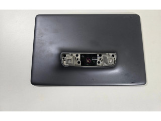 Дисплей    1089543-00-B   Tesla Model 3