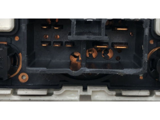 Блок управления климат-контролем Daihatsu Sirion