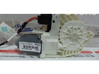 Передний двигатель механизма для подъема окон 8K0959812   Skoda Superb B6 (3T)       