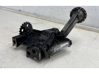 Масляный насос   8200307174  Dacia Duster 