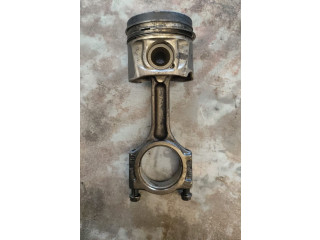  Поршень с шатуном    Nissan X-Trail T32  