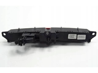 Форсунка 735587844, 735590804    Fiat 500L  843A1000 