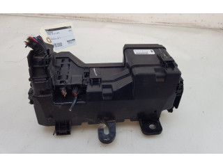 Блок предохранителей 1612190080, 821110HP00A Peugeot 108