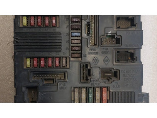   Pojistková skříňka 8200306033B, A118399300K   Renault Megane II 2004