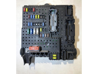 Блок предохранителей 30728512, 28017881 Volvo XC90