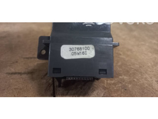 Ручка стеклоочистителей 30768100, 05W16T   Volvo V70