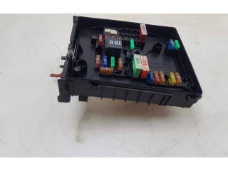 Блок предохранителей  1K0937125C, 1K0937125D   Volkswagen Caddy    