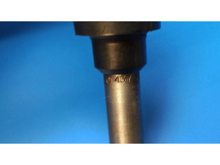 Vstřikovač 0437502010 Mercedes-Benz S W126 pro benzínový motor 2.8