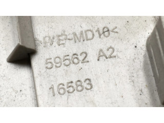 Передний ремень безопасности