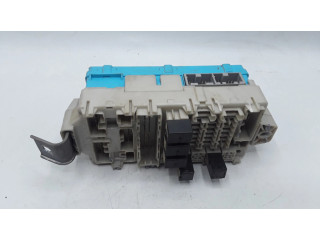 Блок предохранителей 91840W, 612070158 Mitsubishi Pajero