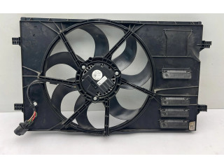 Вентилятор радиатора     5Q0121205AP    Volkswagen Golf VII 