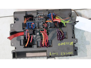 Pojistková skříňka BMW 3 E92 E93 2006