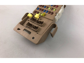 Блок предохранителей 82201AJ00A Subaru Outback