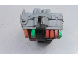 Рулевая рейка Ящик предохранителей (комплект) 51742419, 51742419 Alfa Romeo GTV - года