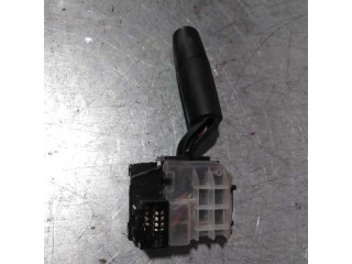 Ручка стеклоочистителей 17D682   Mazda 3 I