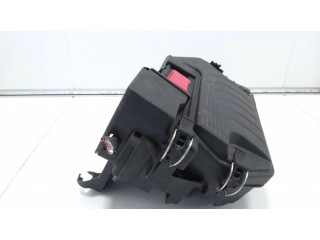 Крышка блока предохранителей A2469980601 Mercedes-Benz B W246 W242