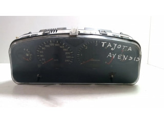 Přístrojová deska Toyota Avensis T220 2001 88458014