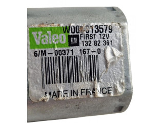 Моторчик заднего дворника 13282361 Opel Meriva B