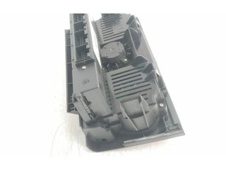 Блок управления климат-контролем    Audi A3 S3 8P