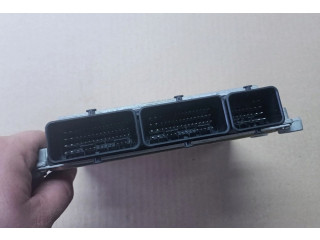 Блок управления двигателем ECU