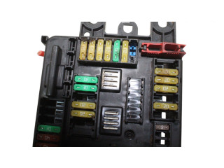 Pojistková skříňka 9389070 BMW 4 F32 F33 2017