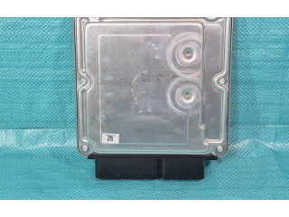 Руль Volkswagen Golf VII 2013 - 2019 года 04D907309B, 0281018510