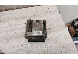 Блок управления двигателя 03G906016DJ Skoda Octavia Mk2 (1Z)