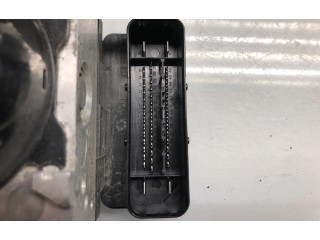 Блок АБС 30793527, 6112090027F   Volvo  V50  2008 - 2012 года