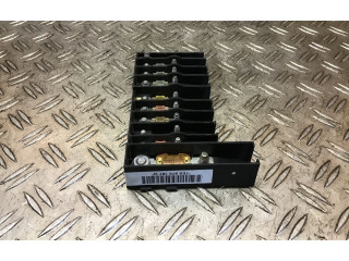 Блок предохранителей 7E6970187Q   Volkswagen Transporter - Caravelle T5    