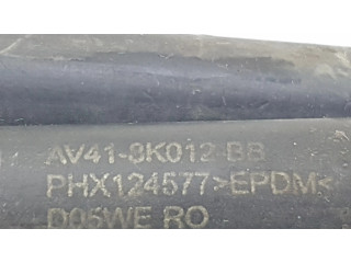 Расширительный бачок охлаждающей жидкости    