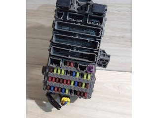 Pojistková skříňka 52535LE Honda Civic 2007