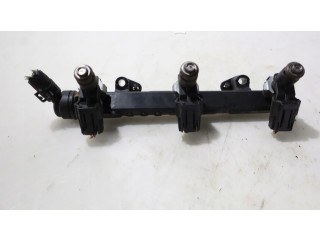 Топливная рампа Skoda Fabia Mk3 (NJ)