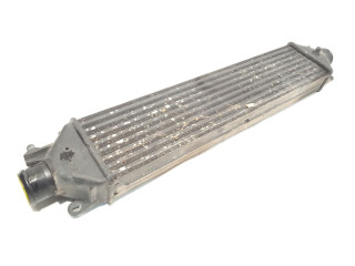 Интеркулер 51833106, 51783791 Alfa Romeo Giulietta