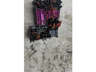 Блок предохранителей    Audi A1    