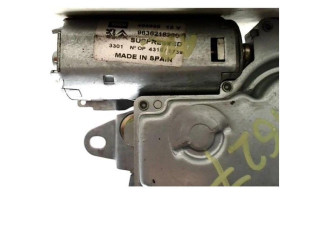 Моторчик заднего дворника 8253A168, 8253A168 Mitsubishi Outlander