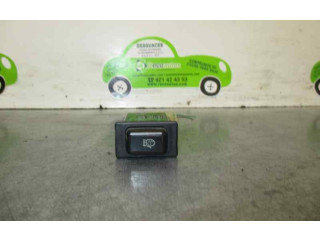 Ручка стеклоочистителей 83119FC070   Subaru Forester SF