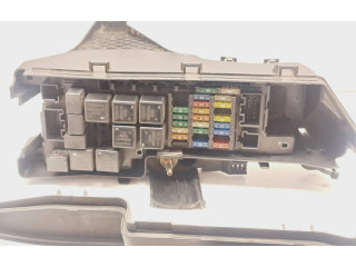 Блок предохранителей  9494210   Volvo V70    