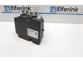 Форсунка 31445742    Volvo XC40  B4204T14P 