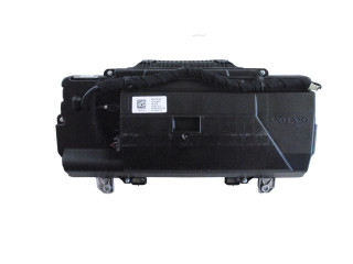 Панель приборов 32276759 Volvo XC40