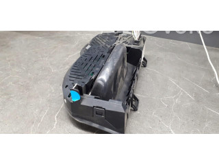 Панель приборов 8200725330   Renault Twingo II       